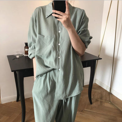 woman classic shirt