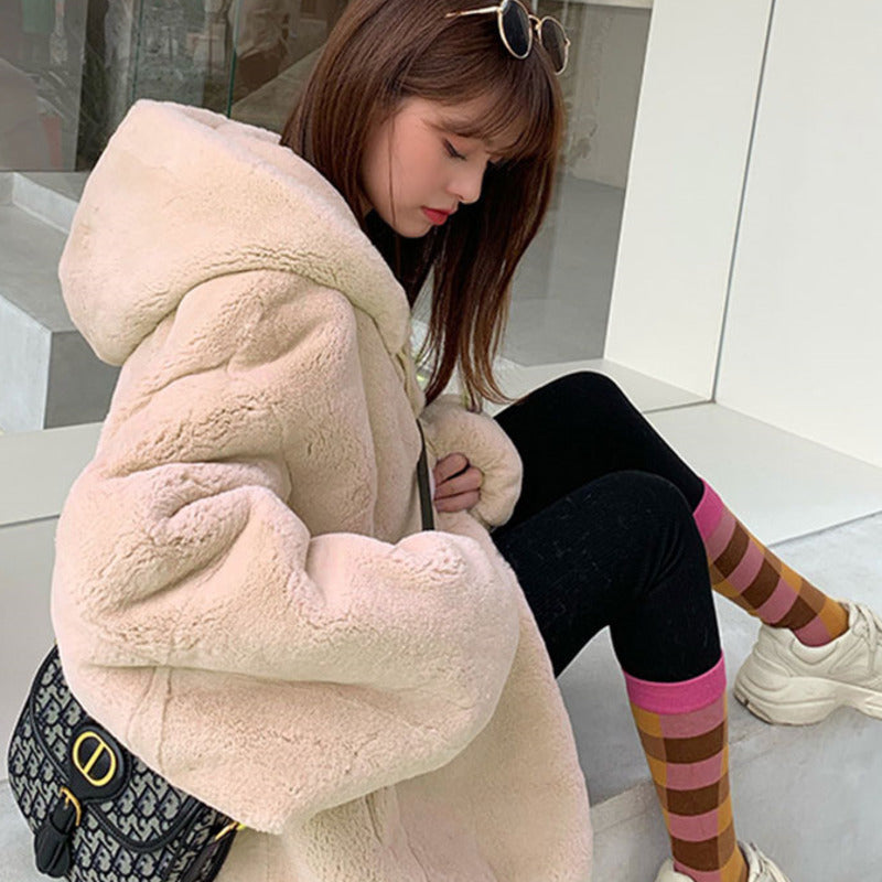Faux Fur Jacket Short Women Thick Winter Plush Coat Hooded Casual Loose Warm Ladies Outerwear Luxury Blended Fur Jackets Parkas