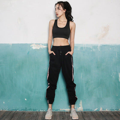 Yoga Suit Women&#39;s Three Piece Set Sports Bra Loose Fitness Running Pants Hooded Jacket Three Piece Set