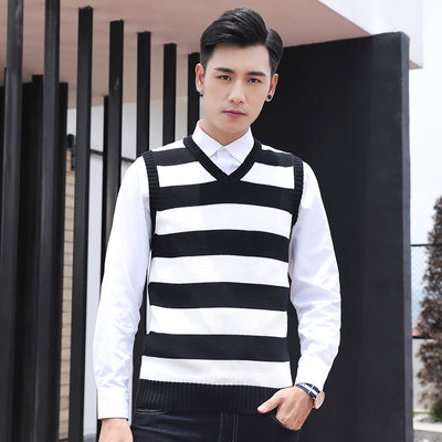 Fall 2021 New V-neck Vest Sweater For Men British Stripe Color Matching Sleeveless Vest Sweater For Mens Red White And Black