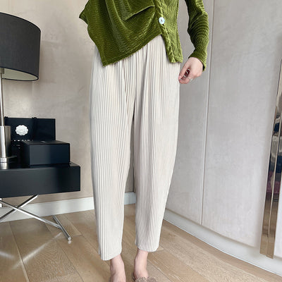 Miyake pleated slim casual pants women&#39;s 2022 autumn and winter new thickened fabrics Thongle all-match pencil pants Harlan