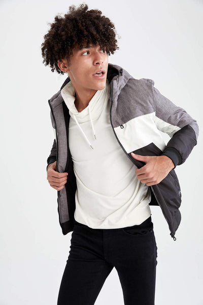 Man 2021 Winter Outer Wear Slim Fit Mont Coat Jacket Mens Clothing Winter Fashion New Season
