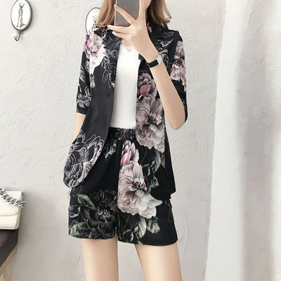 2021 summer vintage tracksuit, fashionable blouse and shorts, two piece set of casual suit, women wholesale 0200(pearl diary)
