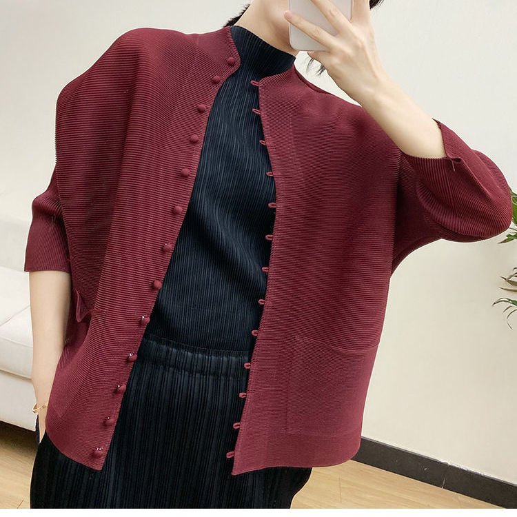 Jackets Female Bat Sleeve Loose Thin Pleated Small Upper Women&#39;s Single-breasted Pocket Design Pleated Semi High Collar Clothing