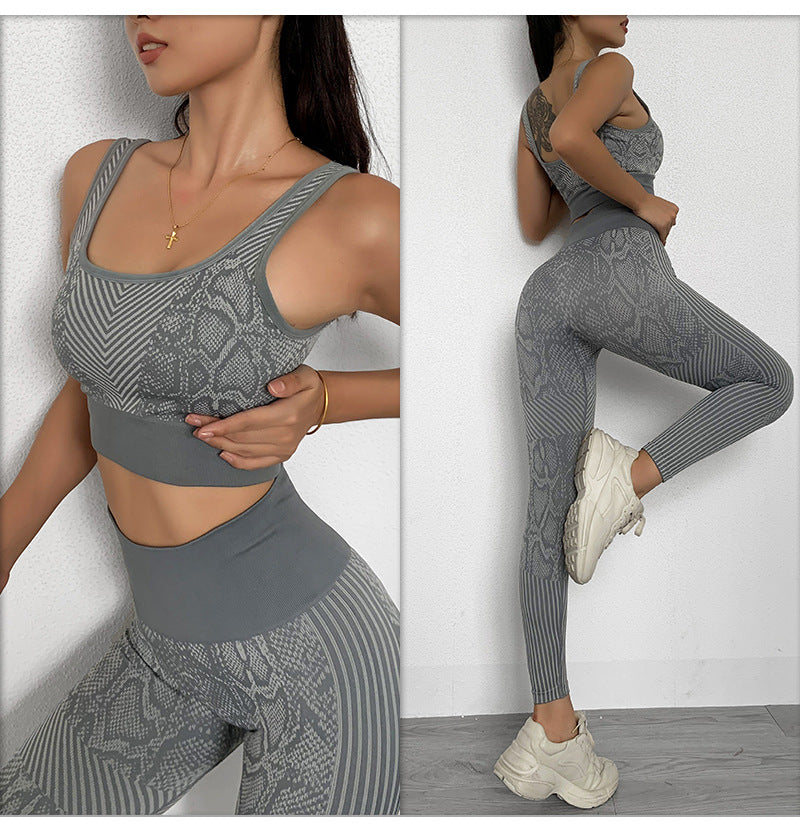 2022 Snake Print Seamless Yoga Set Women Gym Set Workout Sportswear Backless Fitness Leggings Sport Suit 2pcs Tight Running Wear