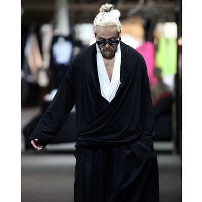 Men's new one button V-neck asymmetric fold loose fashion dark top youth stage performance