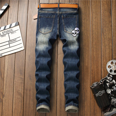 Men&#39;s Retro Blue Jeans Pencil Pants Patch Skulls Pattern Patchwork Embroidery Long Trousers Holes J70